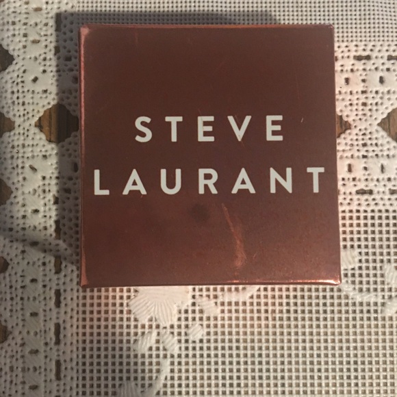 Makeup Bundle - Picture 9 of 11